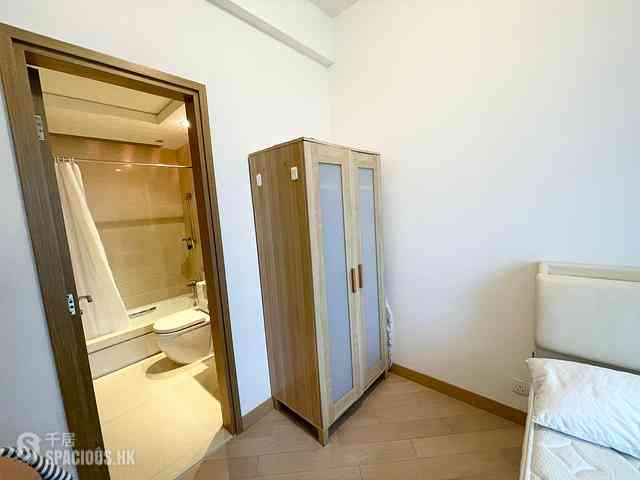 Tung Chung - Century Link Phase 1 Tower 3B 04