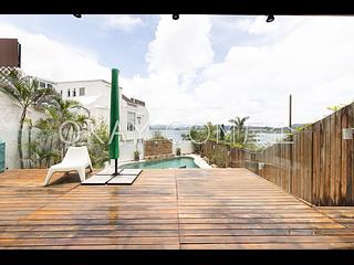 Clear Water Bay - Silver View Lodge 03