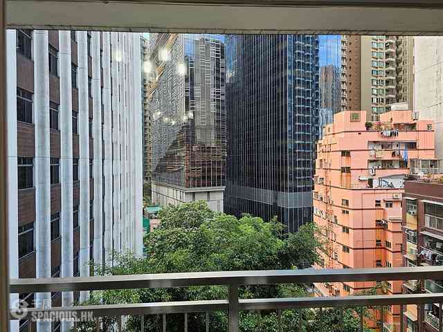 Wan Chai - Phoenix Court Block 5 01