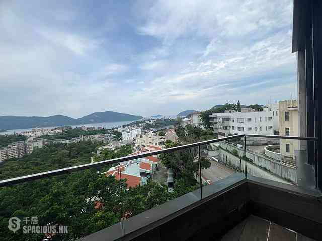 Chung Hom Kok - City Icon Block 1 03