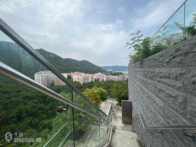 Chung Hom Kok - City Icon Block 2 04