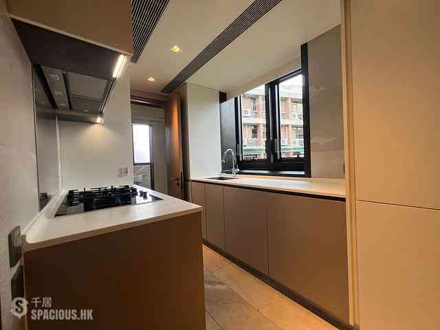 Chung Hom Kok - City Icon Block 2 11