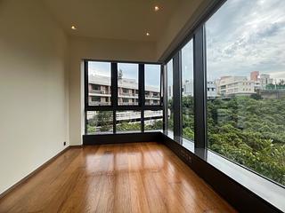 Chung Hom Kok - City Icon Block 2 12