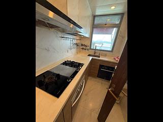 Cyberport - Residence Bel-Air Phase 4 Bel-Air on the Peak Tower 6 03