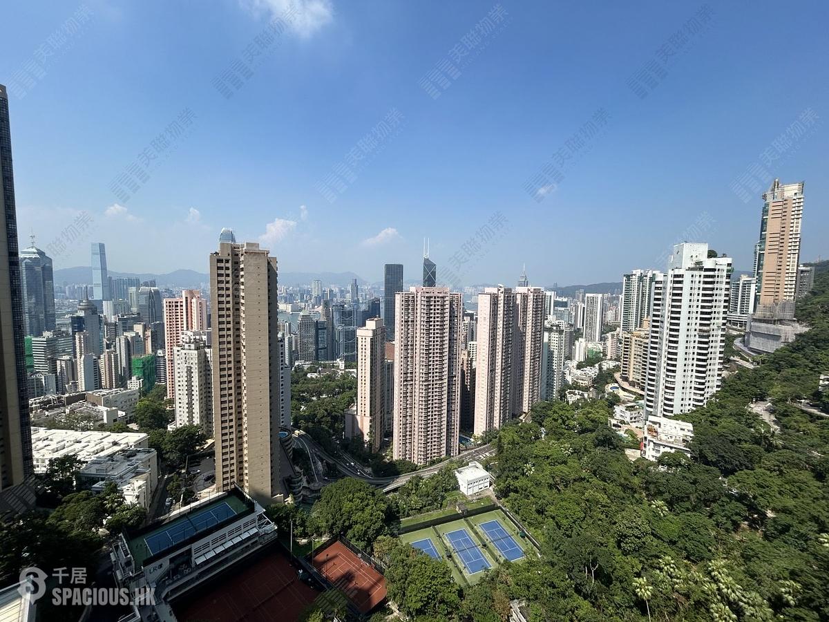 Mid Levels Central - Clovelly Court Block 1 01