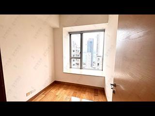 Sai Ying Pun - Island Crest Block 2 05