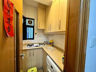 Wan Chai - 112, Johnston Road 03