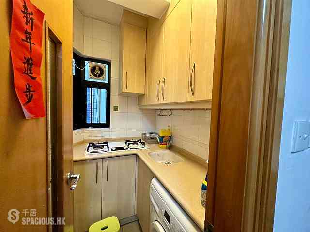 Wan Chai - 112, Johnston Road 03