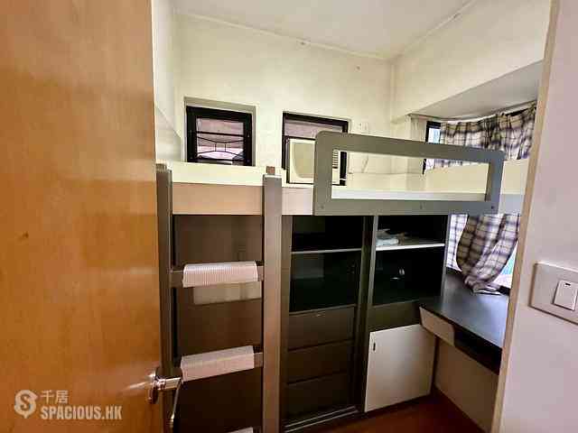 Wan Chai - 112, Johnston Road 05