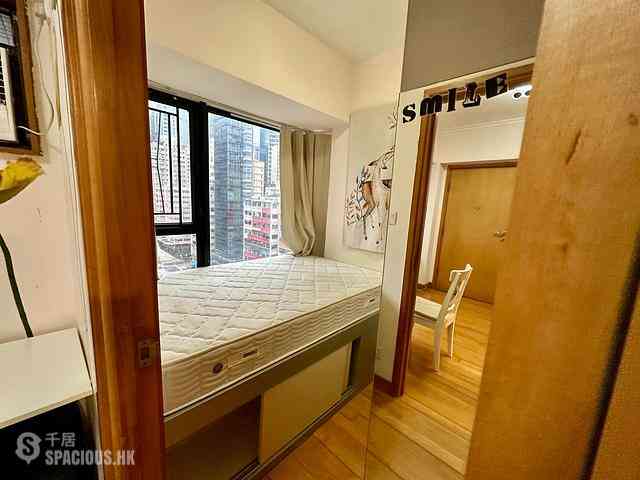 Wan Chai - 112, Johnston Road 06