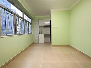 Sheung Wan - Des Voeux Building 11