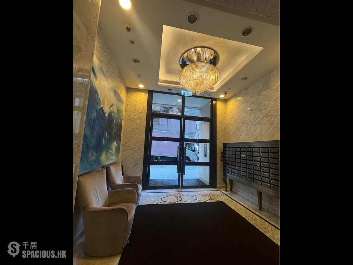 Shek Tong Tsui - One South Lane 01