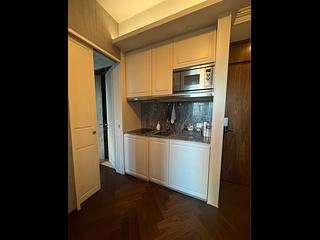 Shek Tong Tsui - One South Lane 04