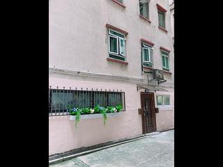 Mid Levels West - Sung Ling Mansion 06