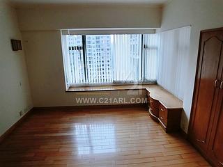 Mid Levels Central - Robinson Place Block 2 04