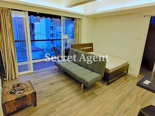 Central - 77-81, Hollywood Road 03