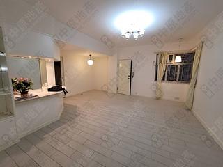 Mid Levels West - Sung Ling Mansion 05