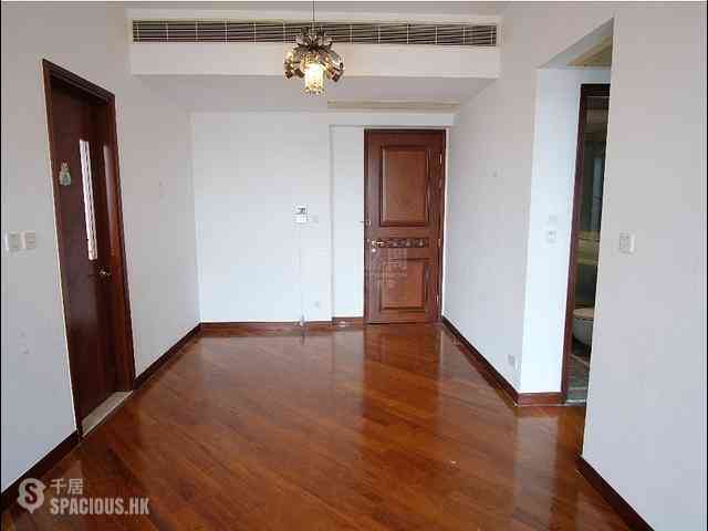 Yau Ma Tei - The Coronation Tower 1 03