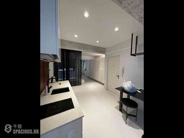 Central - 15, Peel Street 01
