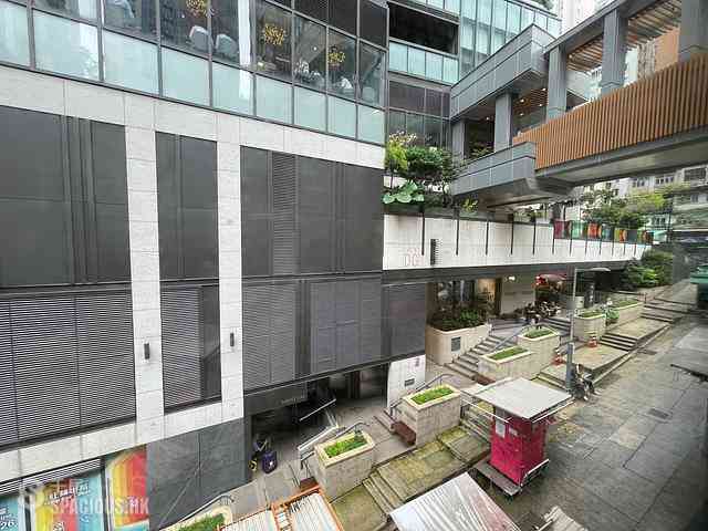 Central - 15, Peel Street 05