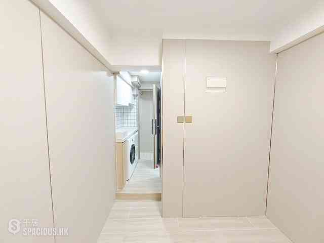 Tsim Sha Tsui - Far East Mansion 01