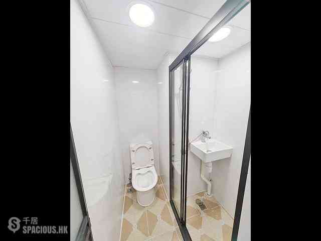 Tsim Sha Tsui - Far East Mansion 03