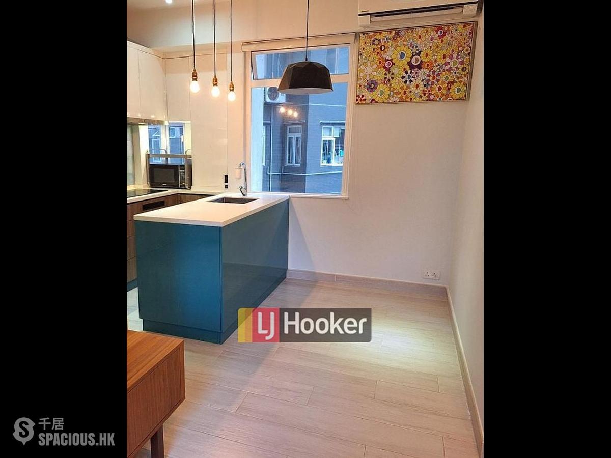 Mid Levels Central - Woodland Court 01