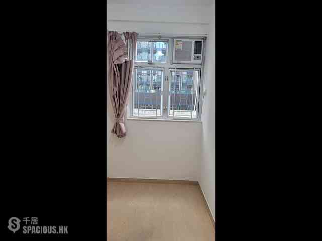 Quarry Bay - Lai Wah Mansion 05