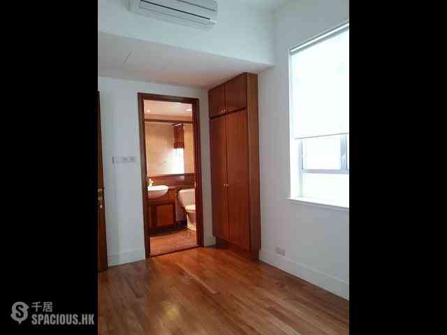 The Peak - La Hacienda Block B 09