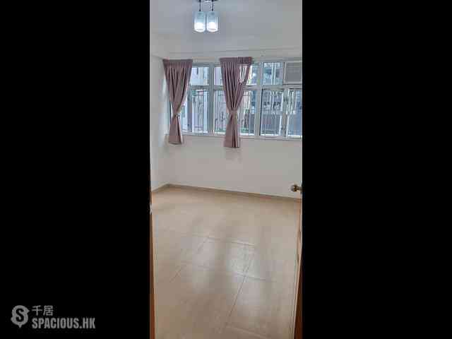 Quarry Bay - Lai Wah Mansion 03