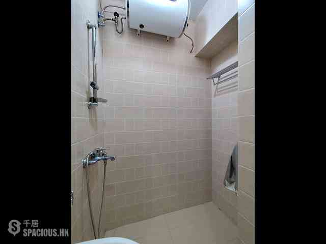 Causeway Bay - Shun Hing Building 02