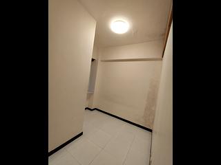 Causeway Bay - Shun Hing Building 05