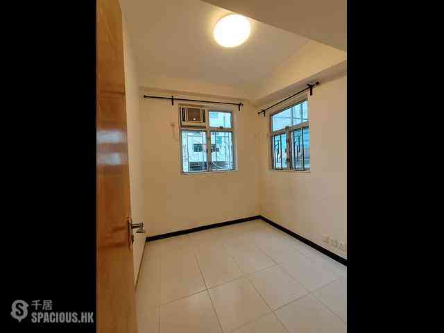 Causeway Bay - Shun Hing Building 07
