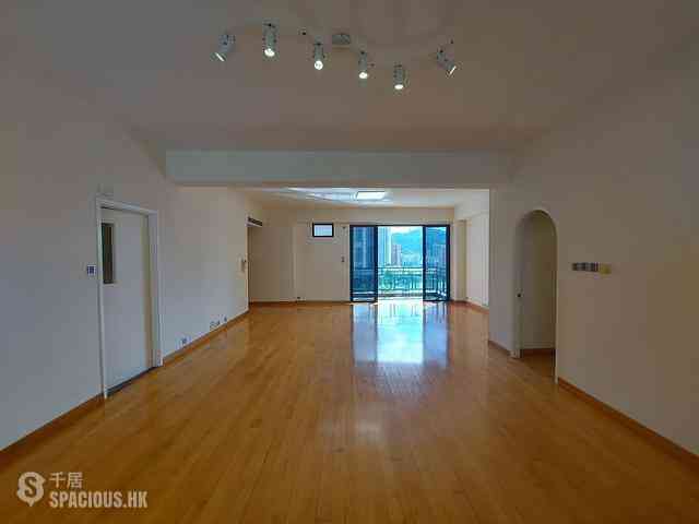 Tai Hang - 2, Wang Fung Terrace 03