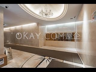 Mid Levels Central - Elegant Terrace 17