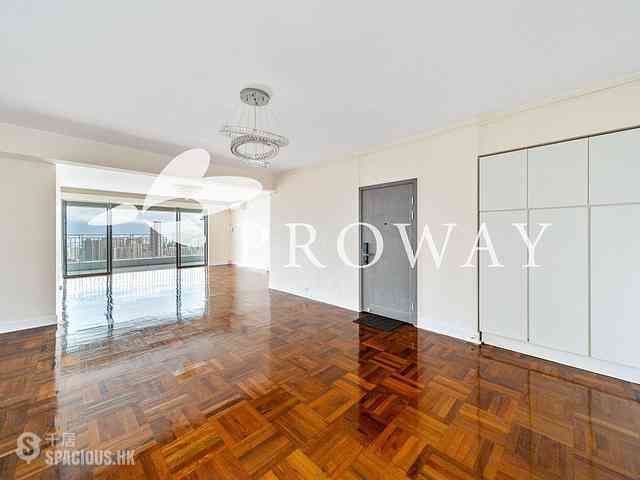 Stubbs Road - Evergreen Villa 01