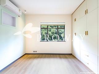 Pok Fu Lam - Baguio Villa Block 25 07
