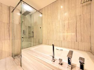 Tung Chung - The Visionary Duplex Tower 3 24