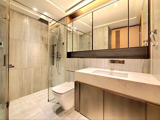 Tung Chung - The Visionary Duplex Tower 3 19