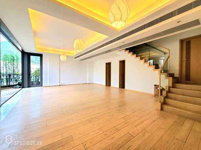 Tung Chung - The Visionary Duplex Tower 3 02