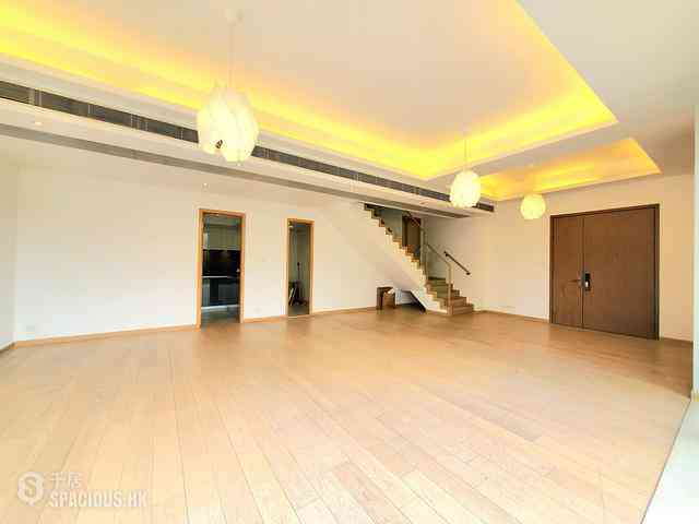 Tung Chung - The Visionary Duplex Tower 3 14