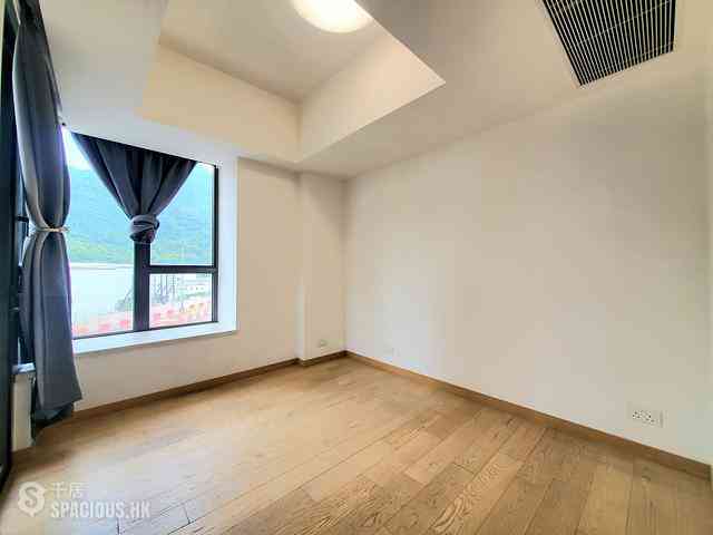 Tung Chung - The Visionary Duplex Tower 3 35