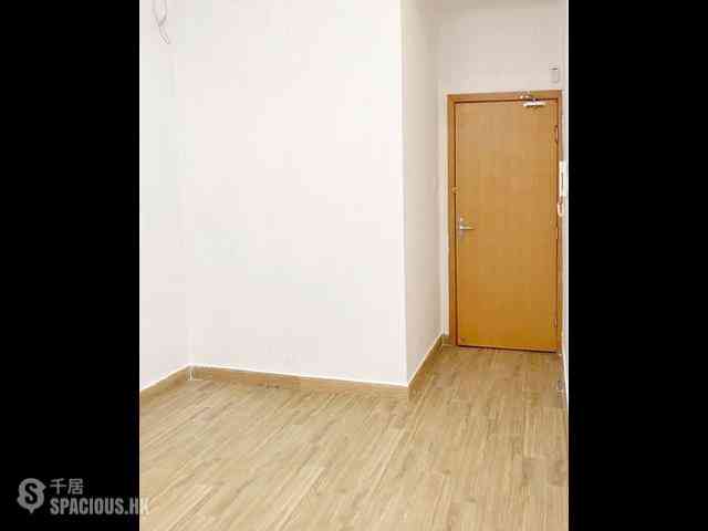Mong Kok - 931, Canton Road 04