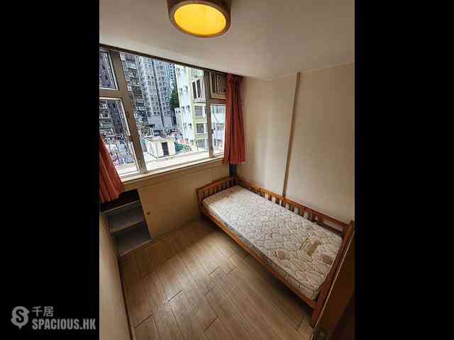 Sai Ying Pun - Kiu Shing Building 07