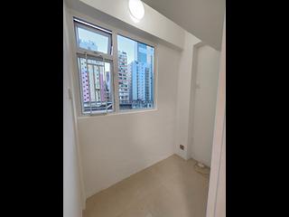 Central - 84, Hollywood Road 04