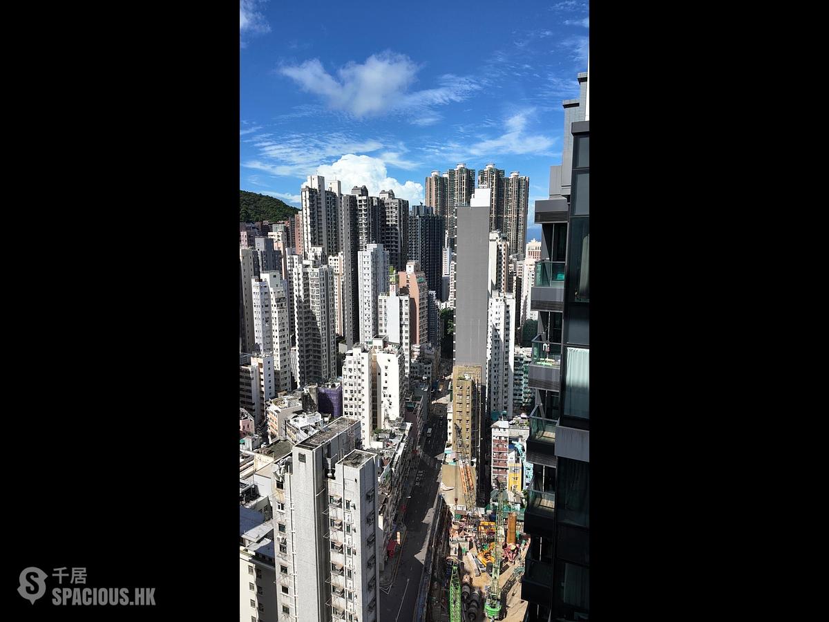 Sai Ying Pun - Two・Artlane 01