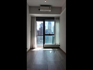 Sai Ying Pun - Two・Artlane 04