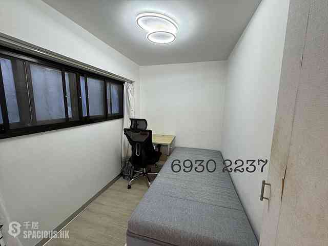 Mid Levels West - Sung Ling Mansion 06