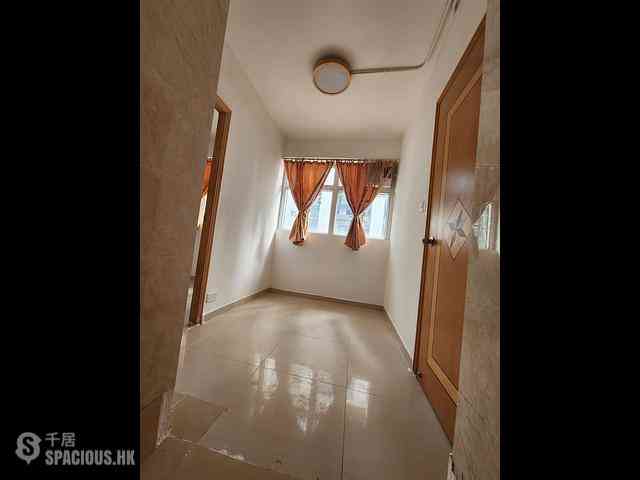 Wan Chai - Antung Building 04