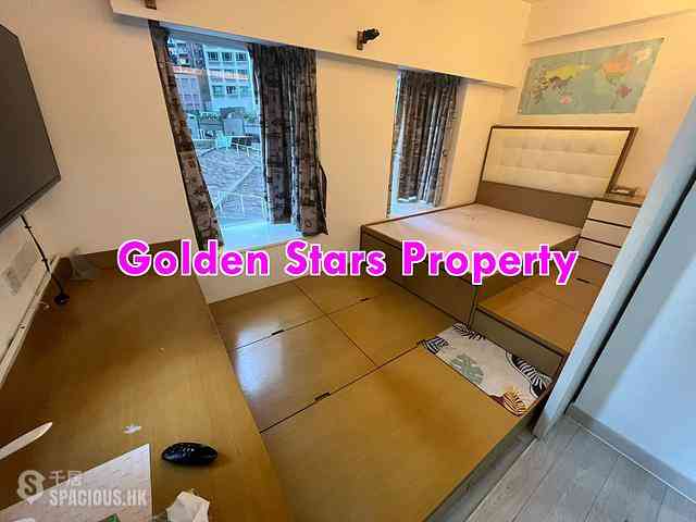 Mid Levels Central - Windsor Court 01